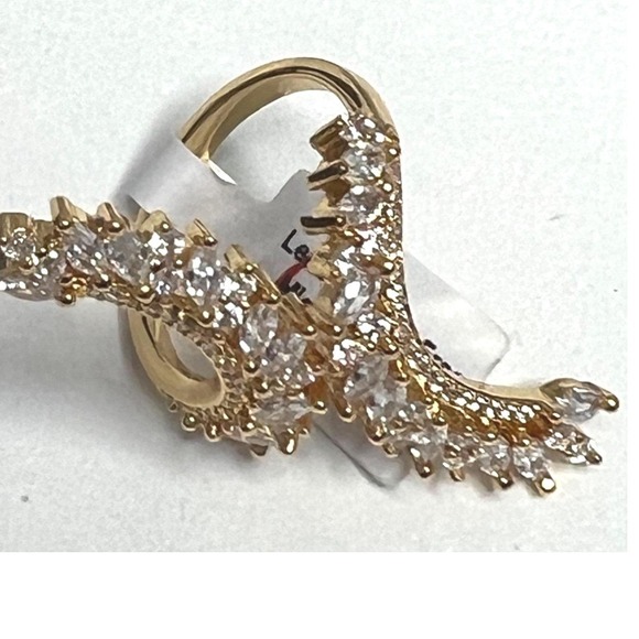 Jewelry - Ring Gold Tone Marquise Cubic Zirconia Statement Bypass Style New